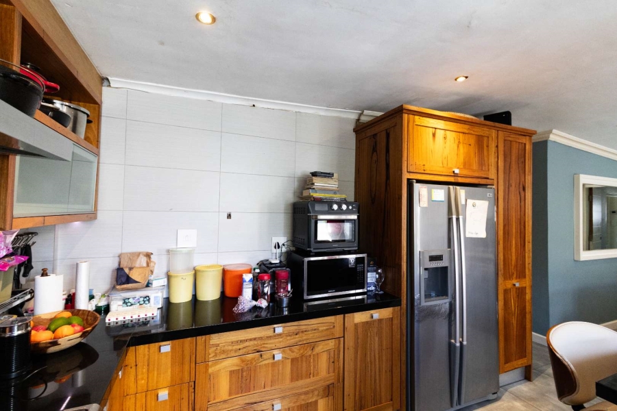 4 Bedroom Property for Sale in Sandbaai Western Cape